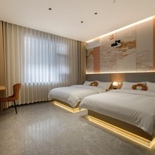 宸栖小筑.设计师美宿(开封万岁山大宋武侠城店)