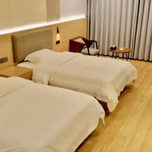 简宿公寓(乌鲁木齐高铁北广场店)