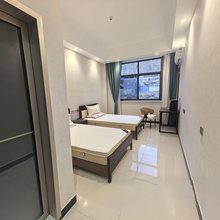 武都辉建民宿