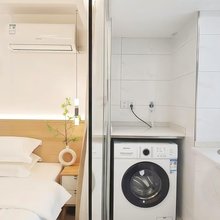 漫季·轻奢美宿(重庆蔡家商圈曹家湾地铁站店)