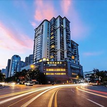 嘻牛·温州大酒店(贵阳喷水池地铁站太平路网红街店)