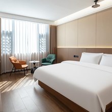 方程阁酒店(陆良图腾商业中心汽车客运北站店)