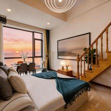 屿海拾光LOFT度假公寓(威海高铁站韩乐坊店)