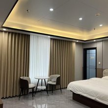 月畔湾酒店(钦州犀丽湾店)