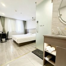 今喜公寓(新街口地铁站南京市妇幼保健院店)