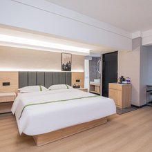 格林豪泰智选酒店(镇江南站华山街店)