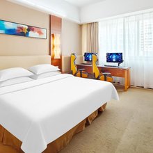 亚信电竞公寓(惠州金銮店)