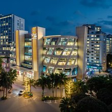 文鼎DW酒店(柳州窑埠古镇万象城店)