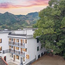 婺源·坐望隐山云舍(篁岭风景区店)