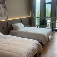 荷塘月色连锁酒店(山海关服务区京哈高速北京方向店)
