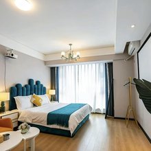 丽斯影院公寓(钟家村归元寺店)