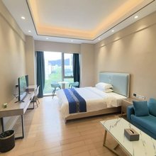 双悦轩公寓(国际会展中心店)