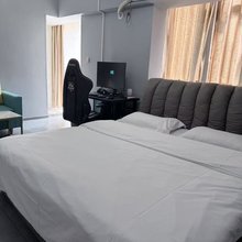 豪斯佳电竞酒店(西安安远门地铁站店)