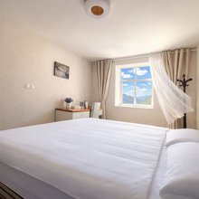 稻城林韵山居酒店