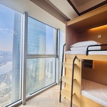 义乌云之梦青旅(国际商贸城世贸中心店)