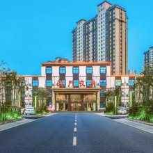 新乡鸿门夜月酒店(大学城店)