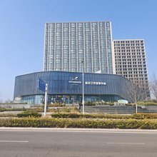 青禾海景酒店(青岛蓝色硅谷地铁站山东大学店)