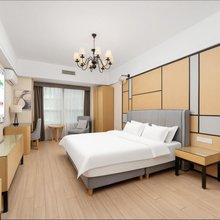 海和蓝影视公寓(黄岛金沙滩旅游度假区吾悦广场店)