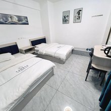 云逸轻奢民宿(京溪南方医院地铁站店)