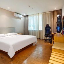 本色电竞酒店(虎门会展中心店)