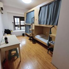 小时光青年公寓(南夏墅地铁站店)