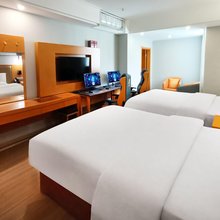 亚信电竞酒店(达濠古城濠江区博物馆店)