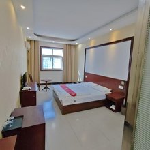 信阳好运宾馆(平桥区第一小学店)