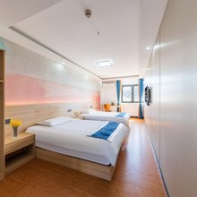 铭途星际酒店