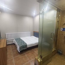 巴彦淖尔升华酒店(维多利摩尔城店)