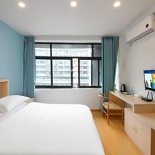成都新颖酒店(中医大省医院地铁站宽窄巷子店)