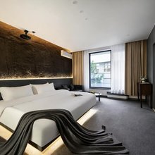 山岚·聚鑫Holiday暖居享山Villa民宿(凯里高铁南站店)
