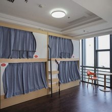 江河青年旅社