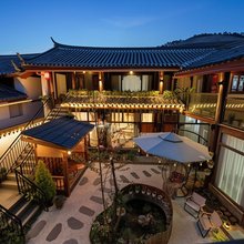 艾琳·听涧小院(束河古镇店)
