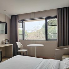 安逸酒店(苏州清树湾地铁站店)