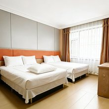 丰合快捷酒店(大连马栏广场地铁站辽师大学店)