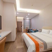 安致居海边公寓(金沙湾店)