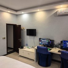 蒙自678网络酒店
