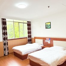 德金宾馆(彩灯公园店)