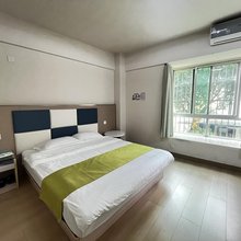 米拉民宿(广西大学店)