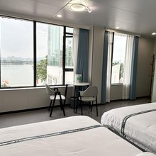 湖岸星屿民宿(肇庆七星岩风景区岩前店)