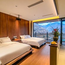归景一号·Qiang view全景私汤度假民宿(古羌城景区店)