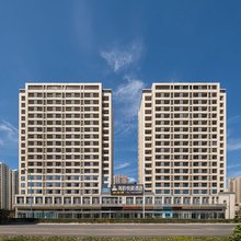 海韵悦庭酒店(青岛北站沧安路地铁站店)