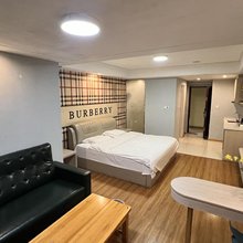 优客公寓(湛江万达广场店)