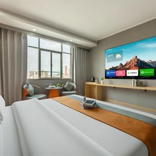 语晨音影酒店(惠东华侨城天虹店)