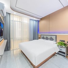天悦智能酒店(庐陵广场汇金商业城店)