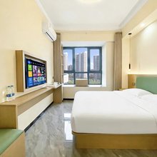 蓝都民宿(中牟万邦国际批发市场店)