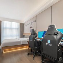 爱电竞酒店(南京老门东卡子门地铁站店)