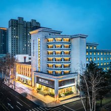 荣成名人酒店(荣成高铁站店)