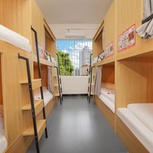 三只猫青年旅社(深圳上屋地铁站店)