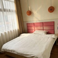 新郑新若家酒店(华南城奥特莱斯店)